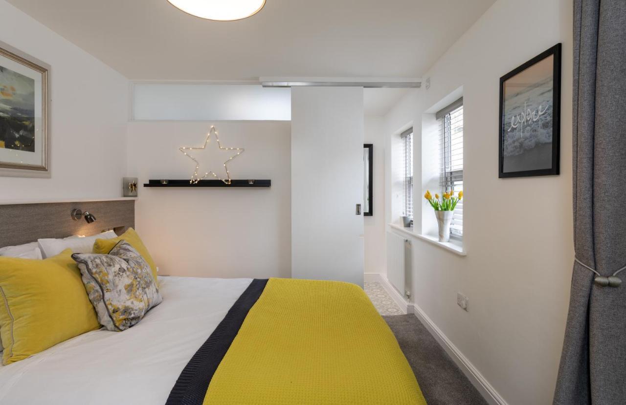 Bijou Romantic Retreat, Whitby Centre Dış mekan fotoğraf